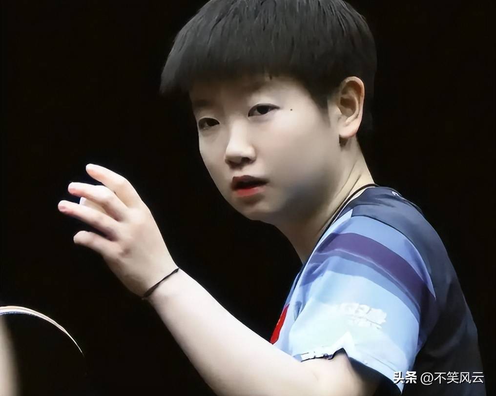 国乒关键时刻救险，孙颖莎力保胜局拿下系列赛